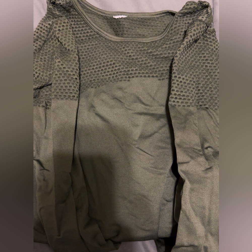 Long sleeve Olive Color